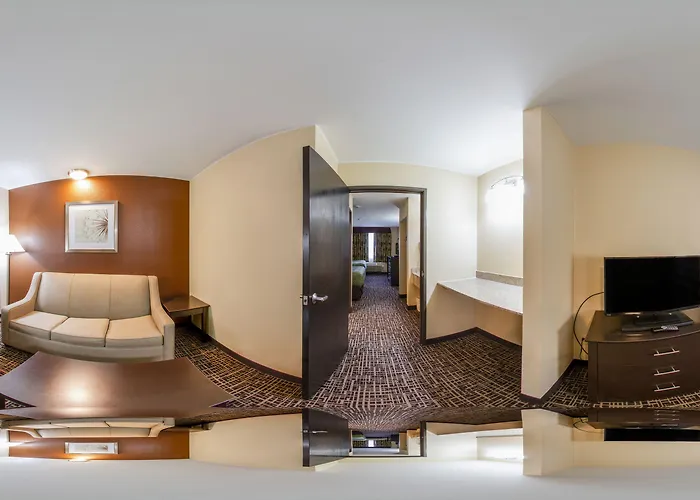 Quality & - St Louis Hotel