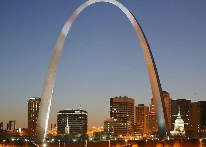 Quality & - St Louis Отель Caseyville