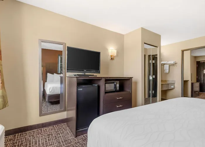 Quality & - St Louis Hotel 3*
