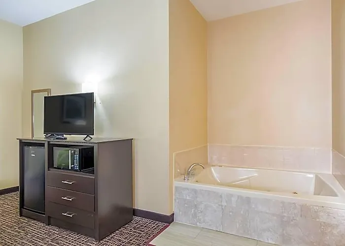 Quality & - St Louis 3* Caseyville