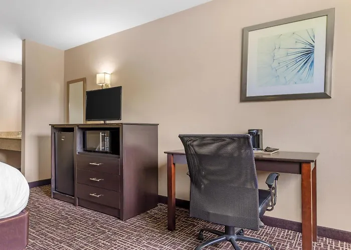 Quality & - St Louis 3* Caseyville