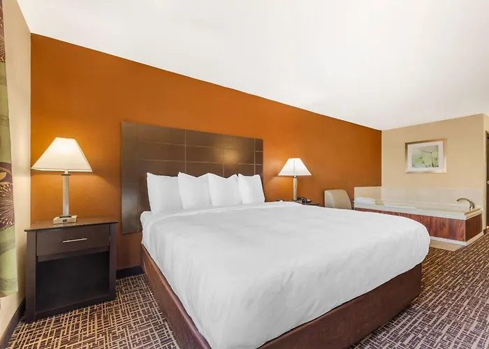 Quality & - St Louis Hotel 3*